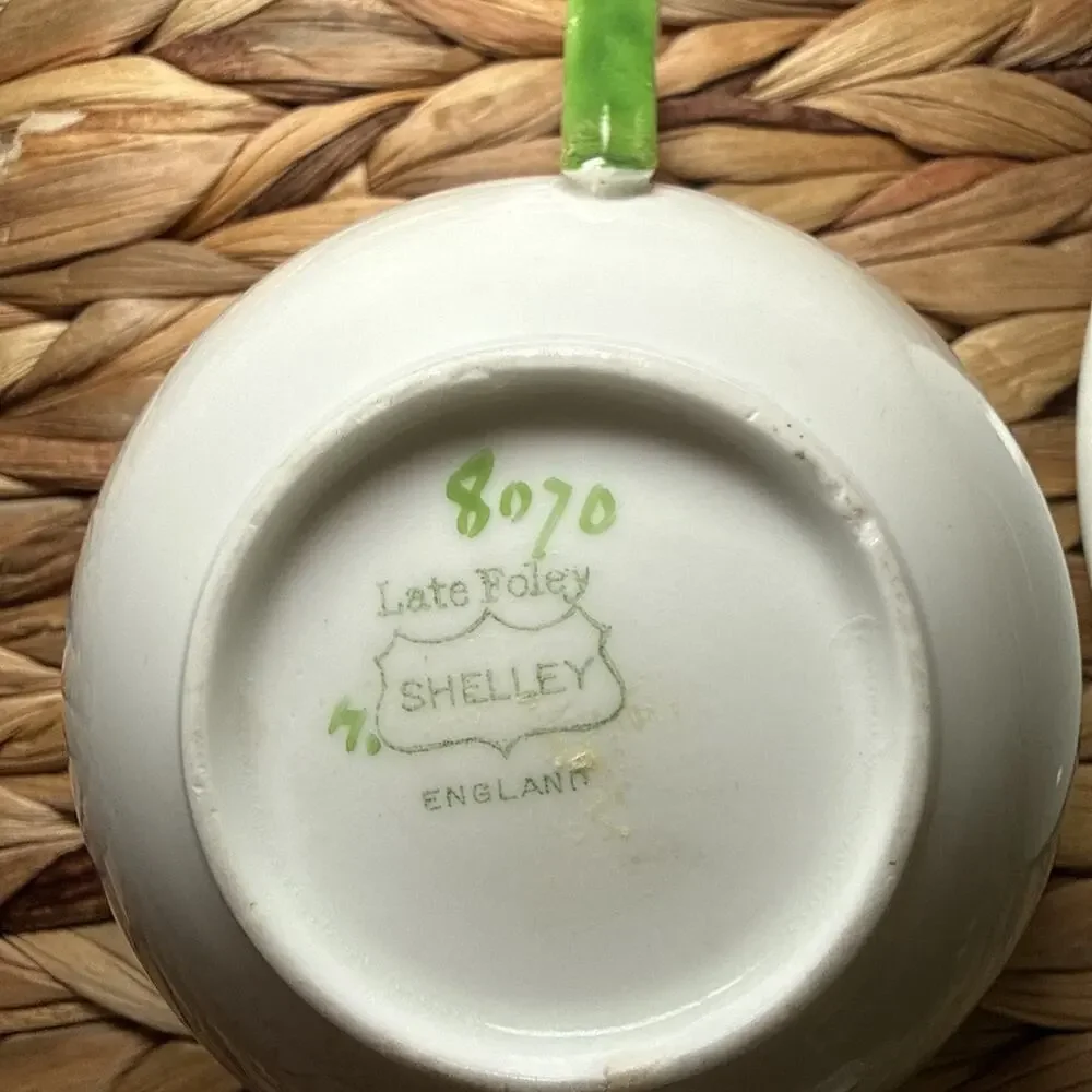 Shelley England Fine Bone China Late Foley Grapes Tea Cup & Saucer Set Vintage